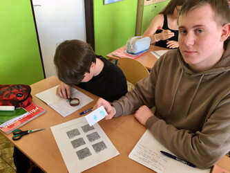Laboratorní práce z přírodopisu v 8.AB